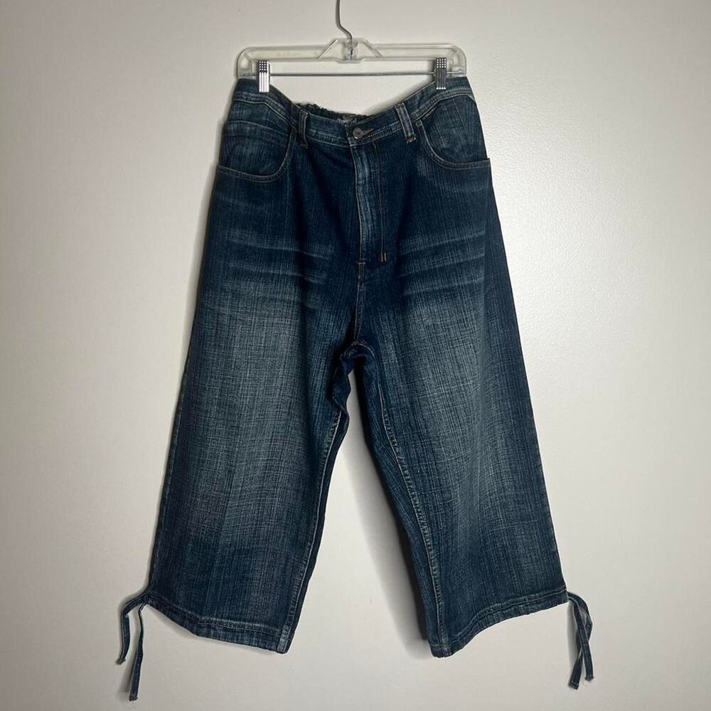 Vintage long baggy jeans shorts